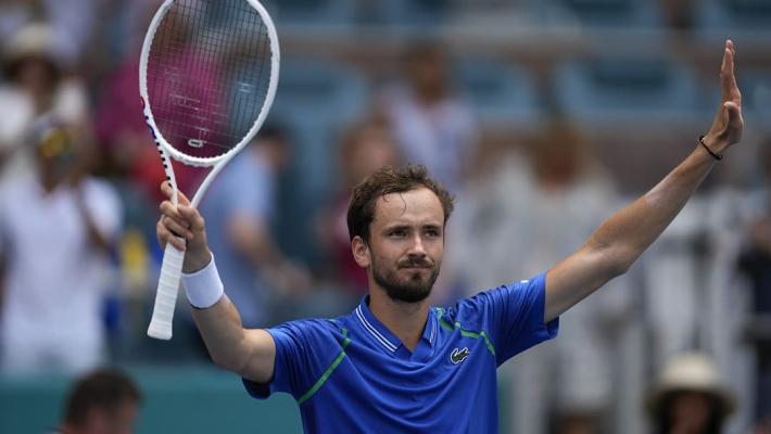 中发挥出色 中发挥出色