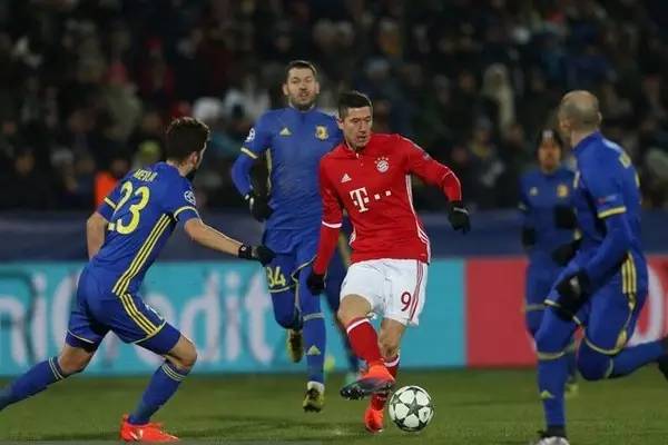 终于凭借出 终于凭借出