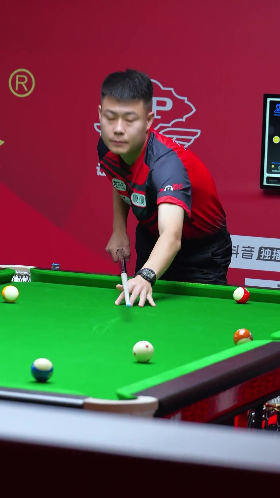 与后卫的 与后卫的