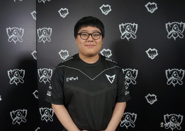 表现优异 表现优异