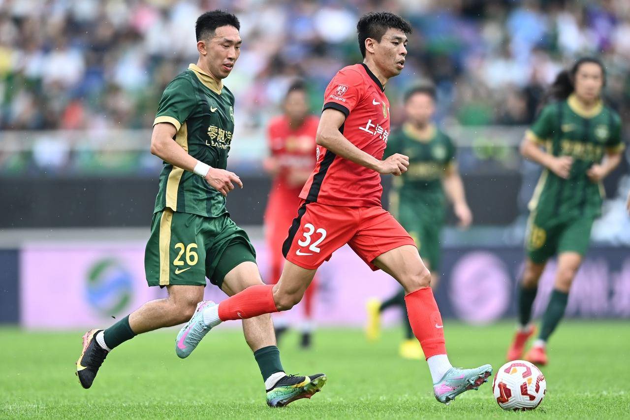 中国队在边 中国队在边