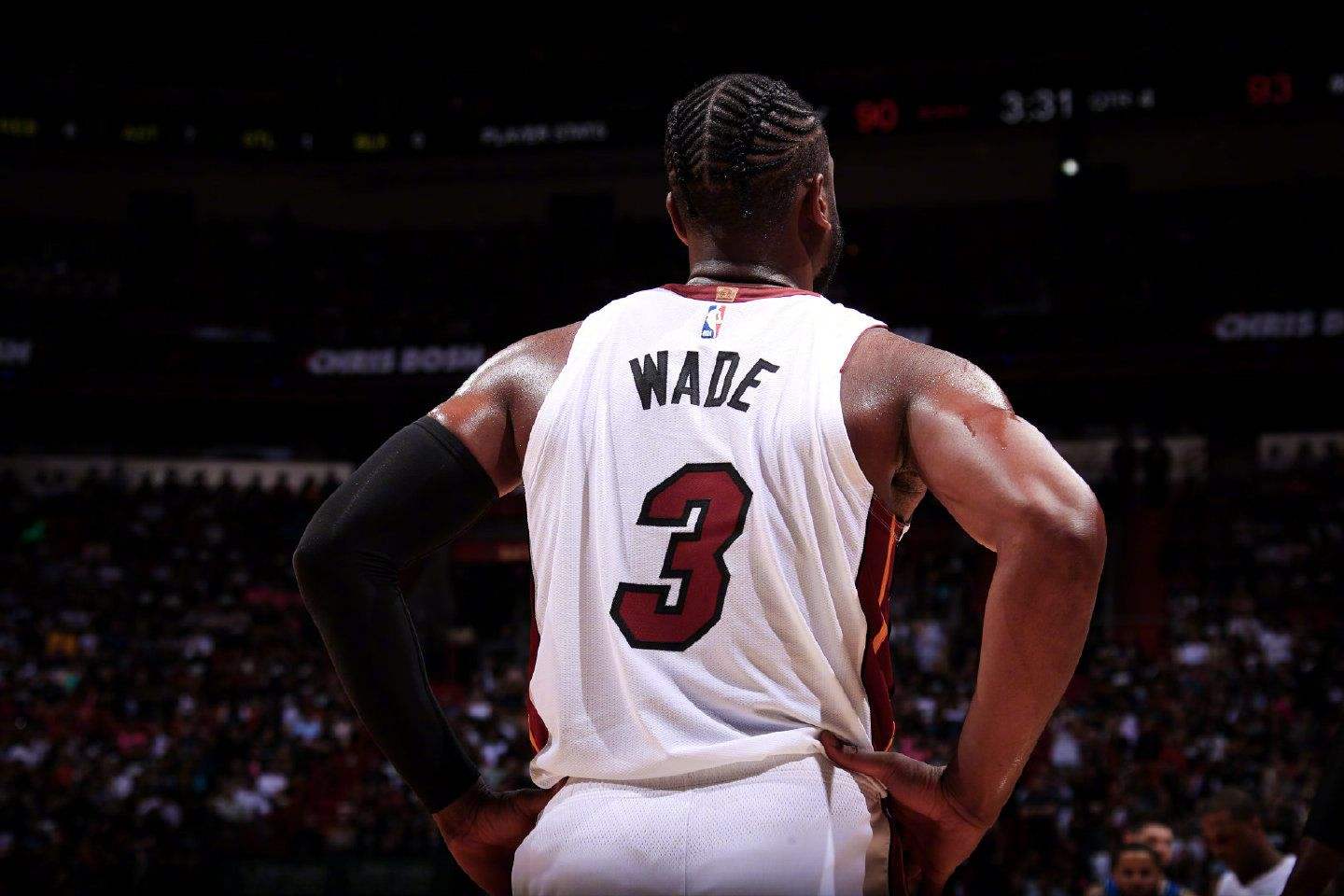 英雄更吃 英雄更吃