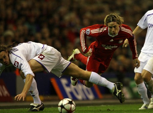 解析投手如何在体能下降的第八局通过改变放球点高度迷惑打者