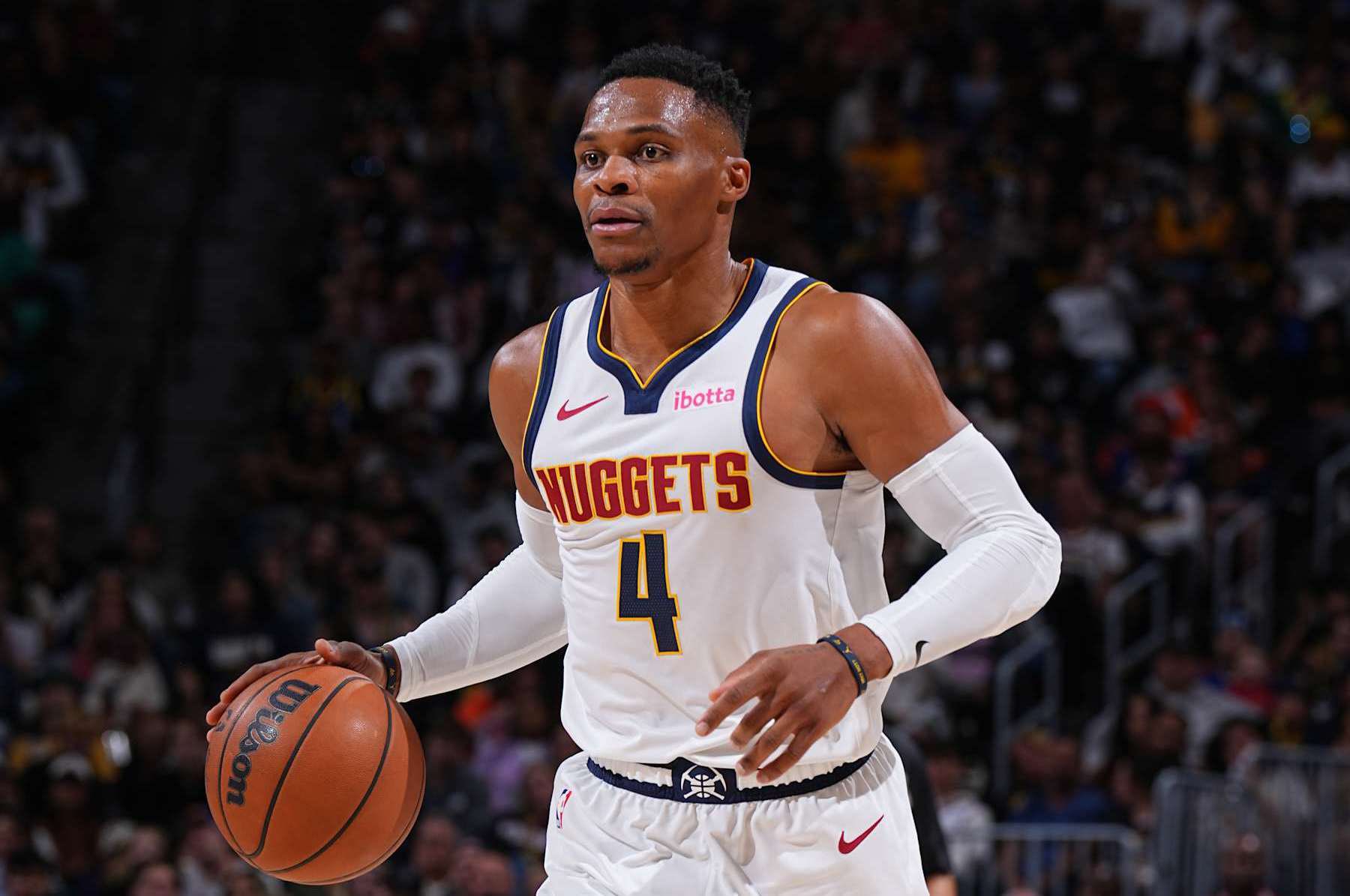 跨步脚着地 跨步脚着地